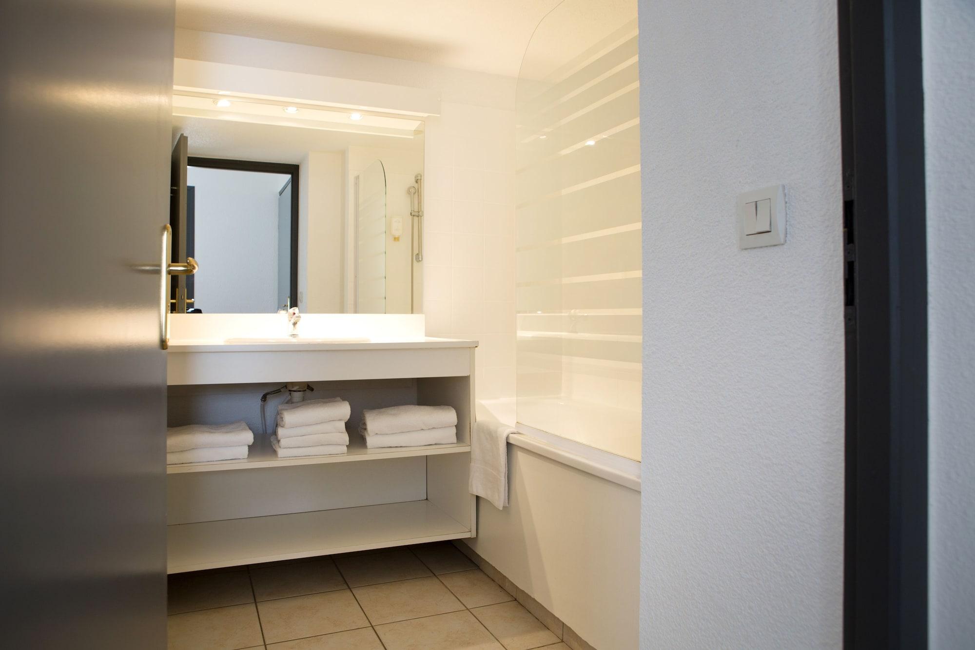 Comfort Aparthotel Divonne La Versoix Екстер'єр фото